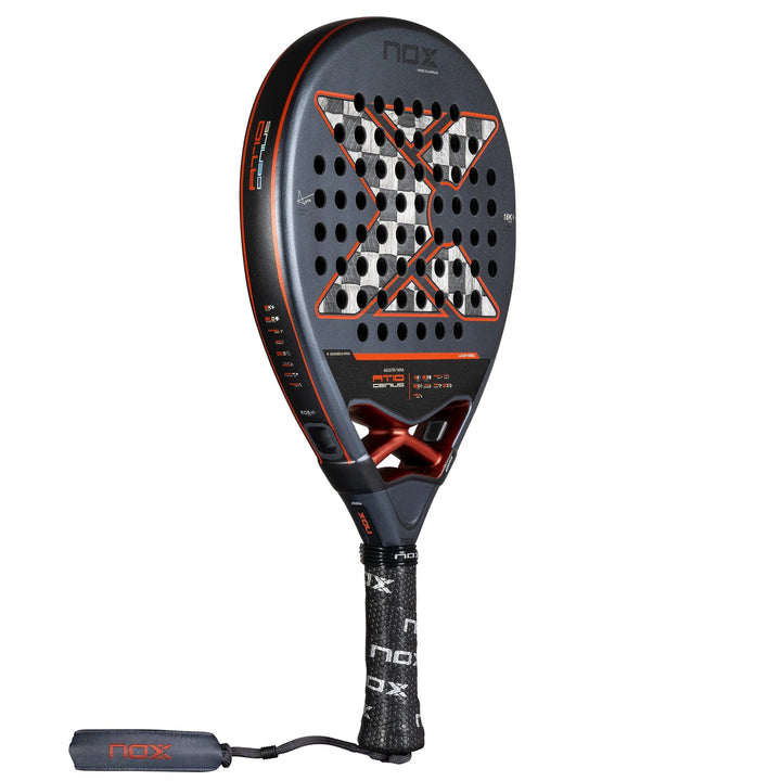 Pala Padel Nox At10 Genius 18K Agustin Tapia