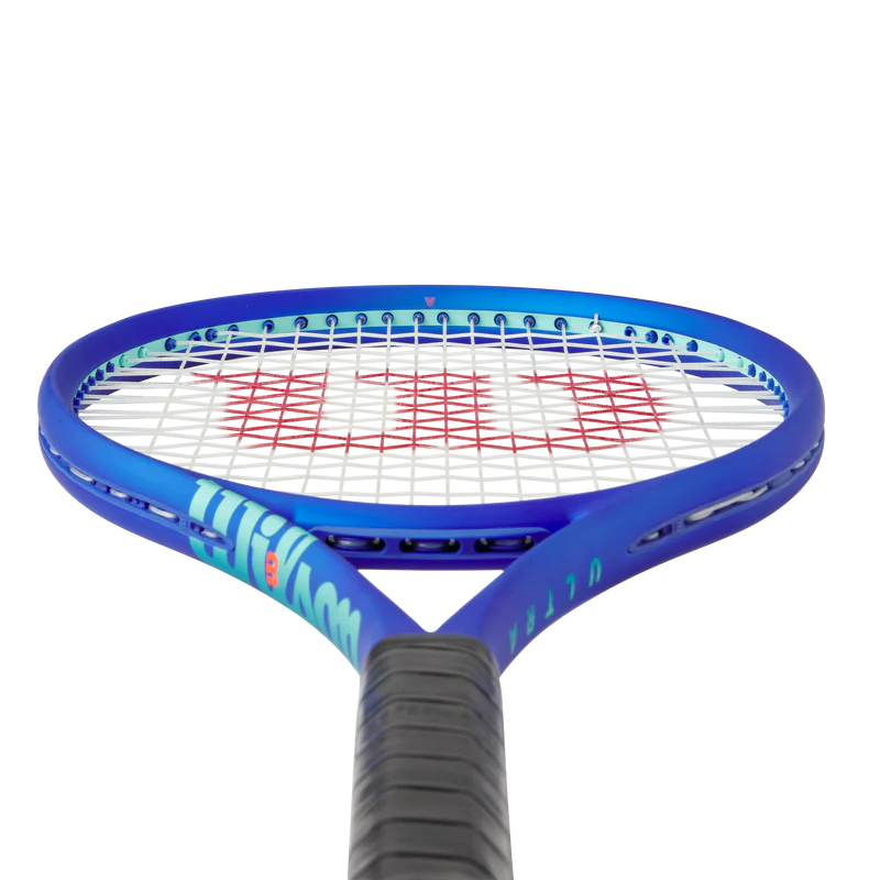 Raqueta Wilson Ultra 100 V5 + encordado + overgrip