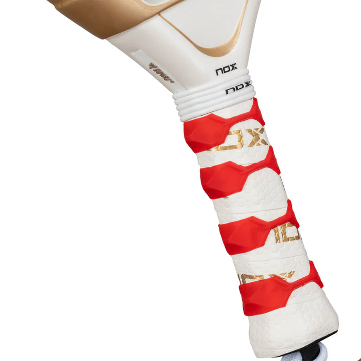 Pala de Padel Nox AT10 Genius 12K Alum XTREM 2026 + Overgrip + Protector