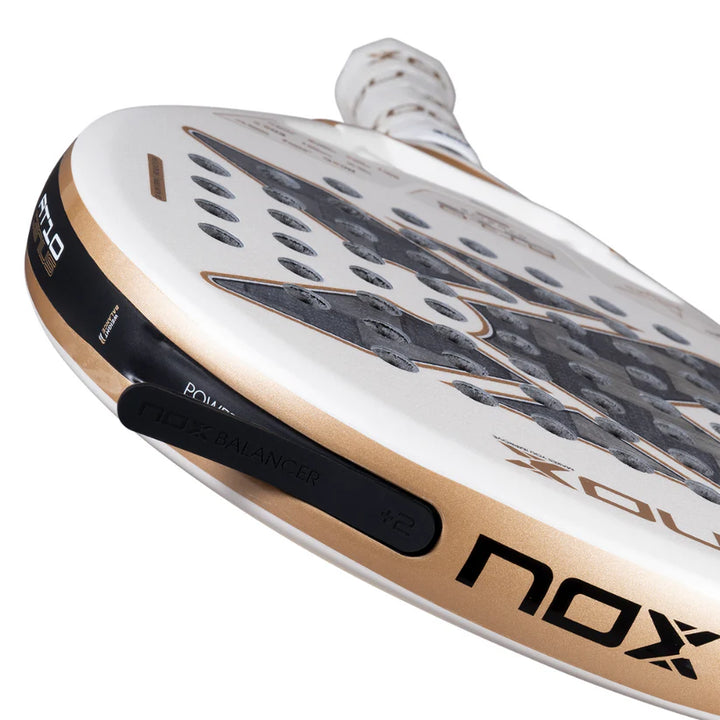 Pala de Padel Nox AT10 Genius 12K Alum XTREM 2026 + Overgrip + Protector