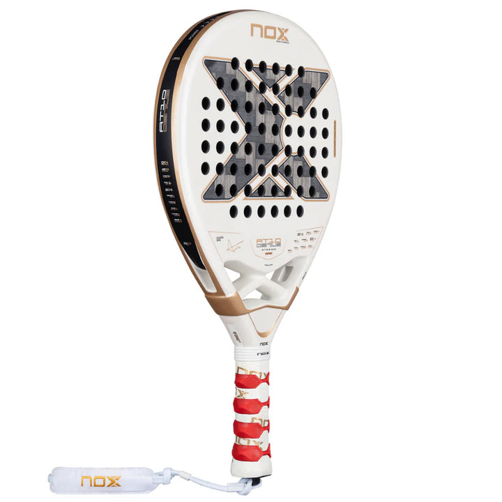Pala de Padel Nox AT10 Genius 12K Alum XTREM 2026 + Overgrip + Protector