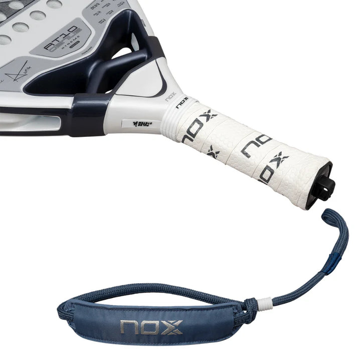 Pala de Padel Nox AT10 Genius 12K Alum XTREM Lite 2026 + Overgrip + Protector