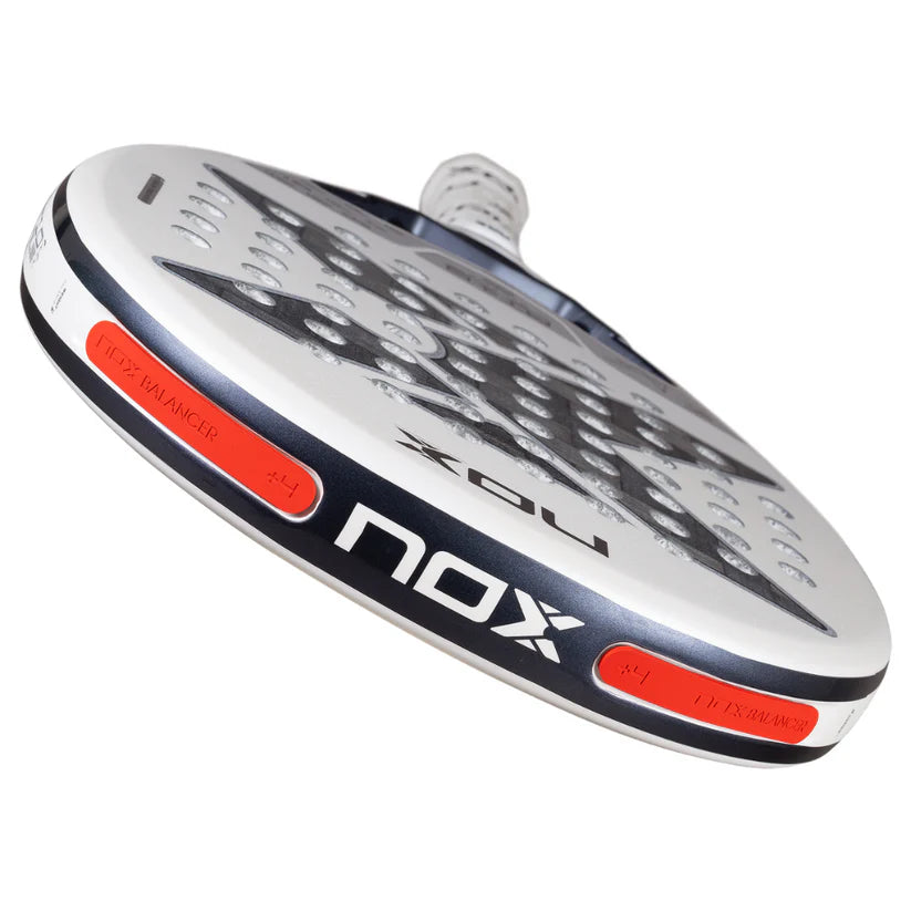 Pala de Padel Nox AT10 Genius 12K Alum XTREM Lite 2026 + Overgrip + Protector