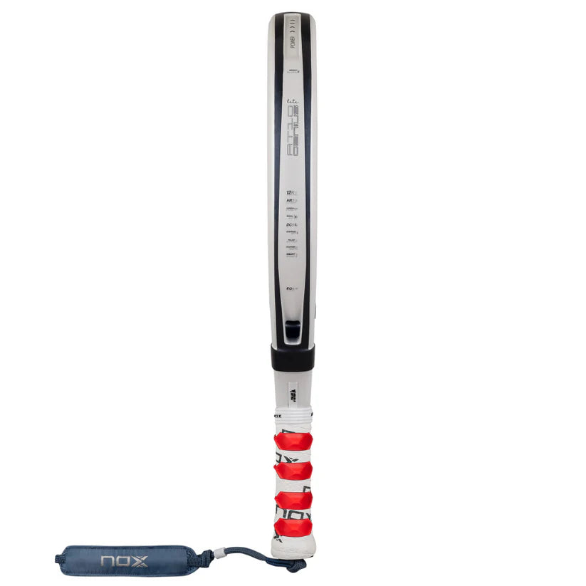 Pala de Padel Nox AT10 Genius 12K Alum XTREM Lite 2026 + Overgrip + Protector