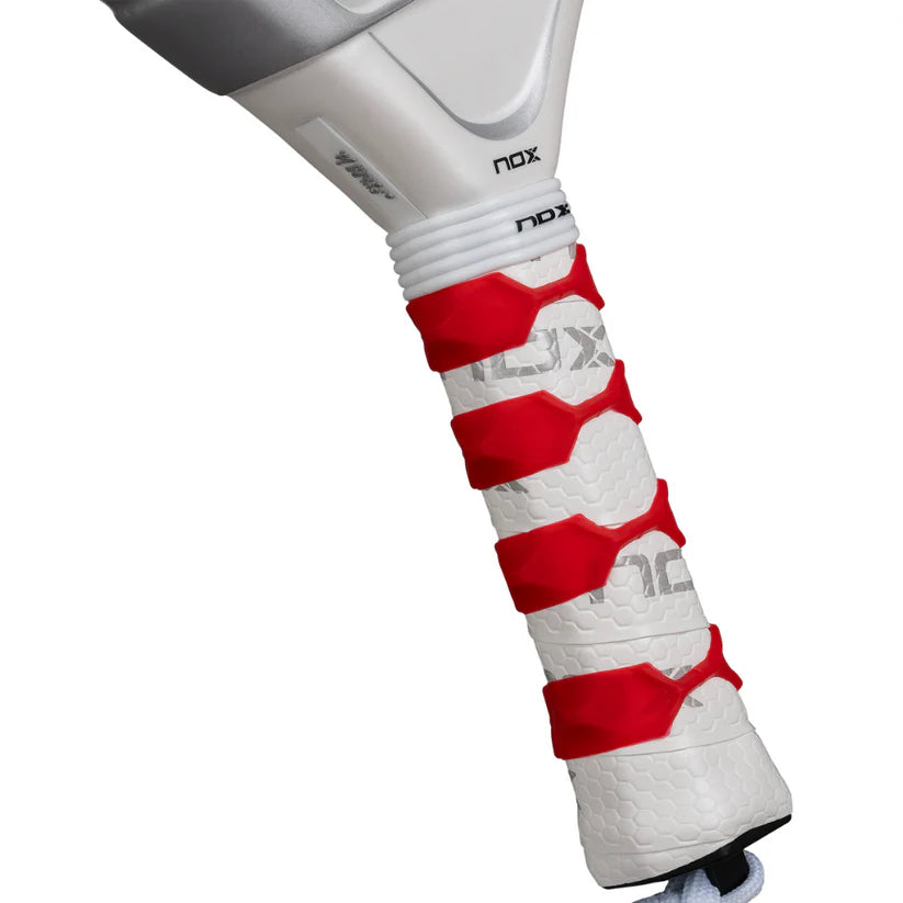 Pala de Padel Nox AT10 Genius Attack 12K Alum XTREM 2026 + Overgrip + Protector