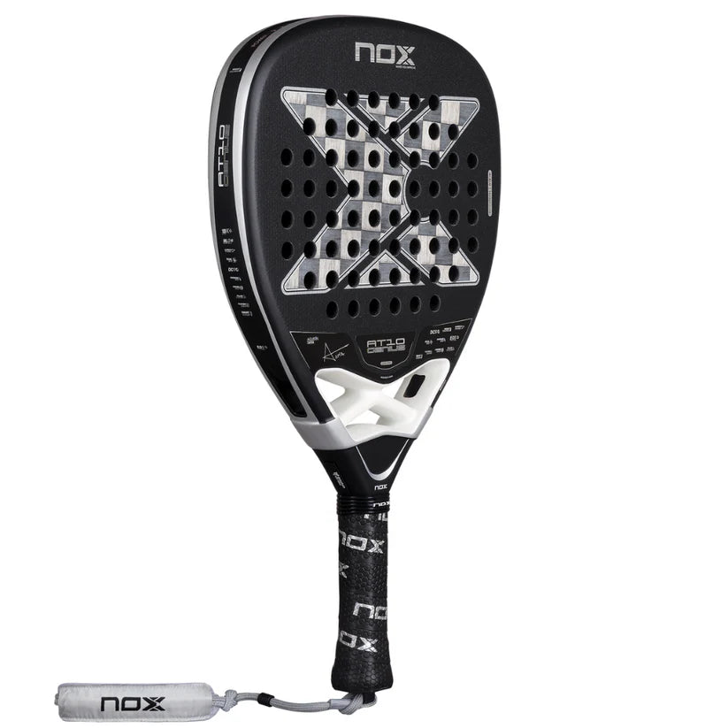 Pala de Padel Nox AT10 Genius Attack 18K Alum 2026 + Overgrip + Protector